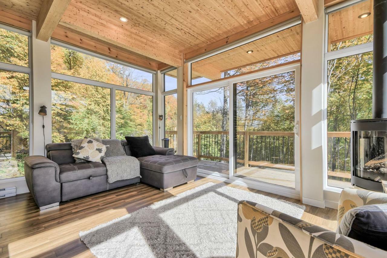 Modern Chalet With Mountain And Lake View By Reserver.Ca Sainte-Adèle Εξωτερικό φωτογραφία